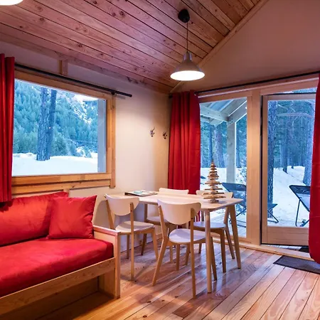 Huttopia Champagny En Vanoise Parque de Campismo La Plagne